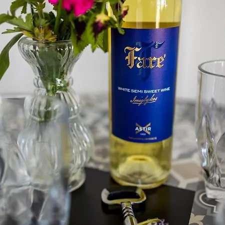 Pagani Blue - Luxury Maisonette B1