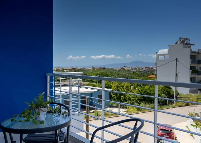 Pagani Blue - Luxury Maisonette B1 カラマタ