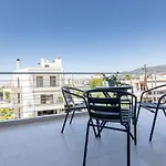 דירה Pagani Blue - Luxury Maisonette B1 *