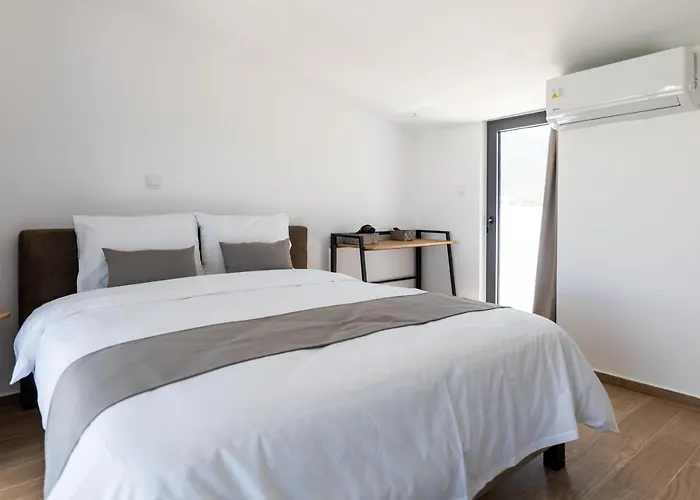 Pagani Blue - Luxury Maisonette B1 Kalamata