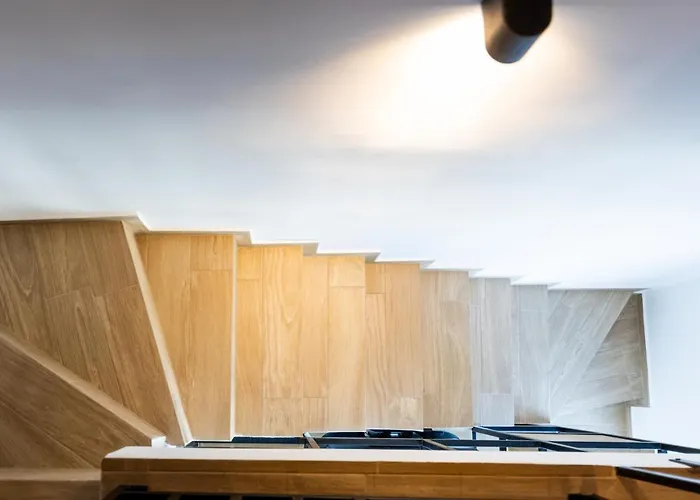 Pagani Blue - Luxury Maisonette B1