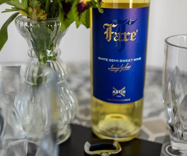 Pagani Blue - Luxury Maisonette B1